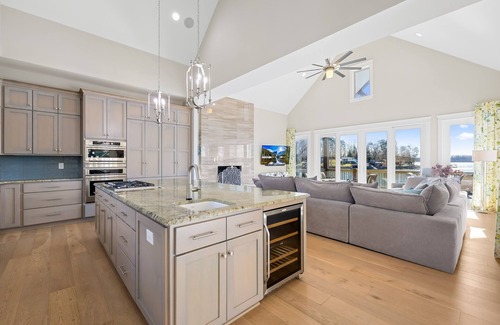 Troutman Casa | Hot Tub, Game Room, Lakefront, Kayaks & Spacious!