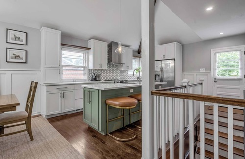 Lexington Casa | Hot Tub | Great Location | King Beds | Grill & Patio