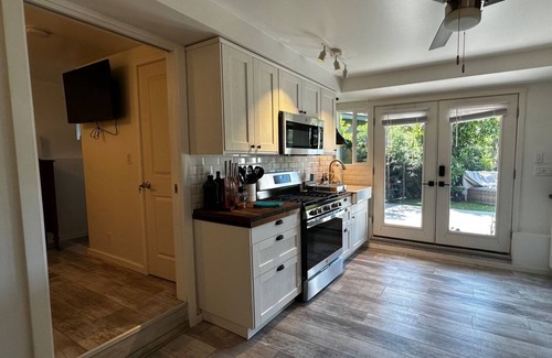 Mira Monte Casa | Hot Tub Haven w/ Fire Table, Brand-New Remodel, Fenced Yard, Great Location
