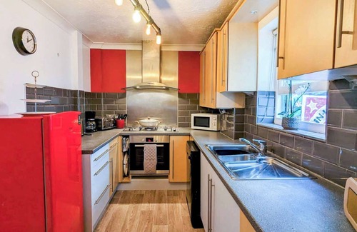 Kemptown Casa | Hot Tub Hideaway - by Brighton Holiday Lets