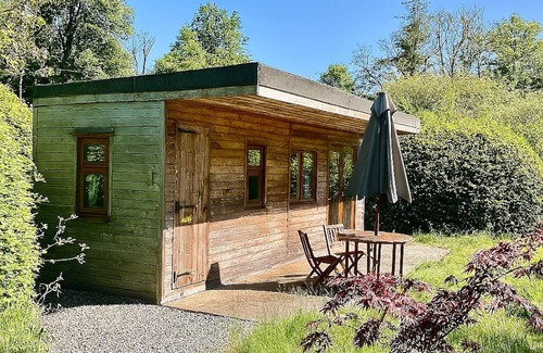 Carmarthen Cabina | Hot Tub Hideaway- The Nature’s Nook Retreat- Rural Carmarthen