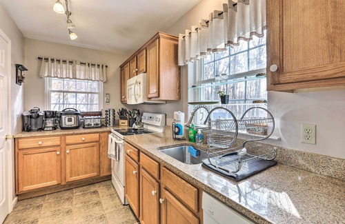 Albrightsville Casa | Hot Tub, Lake Access: Serene Albrightsville Home!