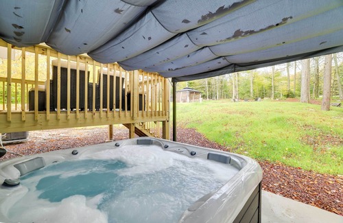 Tobyhanna Cabaña | Hot Tub + Lake Access: Spacious Tobyhanna Home
