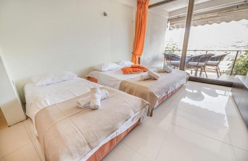 Varosh Apartamento | Hot Tub, Lake View, Old Town, Balcony, Parking APT