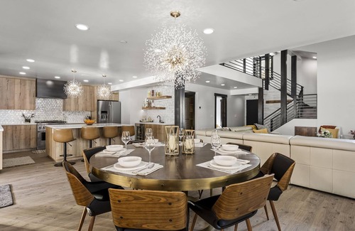Olympic Valley Casa | Hot Tub|Pet Friendly|Arcade Games and Foosball Table