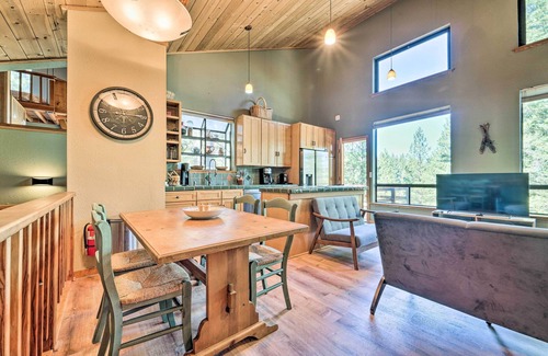 Truckee Cabina | Hot Tub & Ski Shuttle: Northstar Resort House