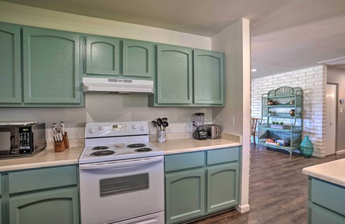 Chino Valley Casa | ¡NUEVO! Chino Valley Home en 1 Acre con patio cercado