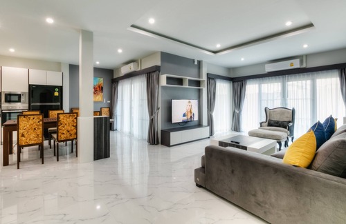 Cherngtalay Casa | Villa caliente a estrenar en la zona de Laguna (Moana Villa)