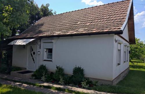 Serednye Casa | Hotel Окремий Будинок-Апартаменти