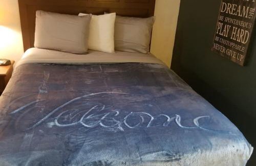 Stillwater Apartamento | Hotel 2 Queen Beds Hotel Room 226 Booking