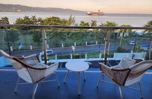 Montego Bay Hotel | Hotel 39 Jamaica