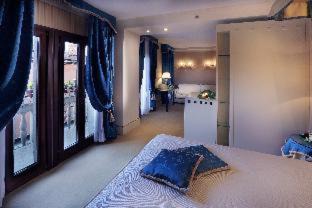 San Marco Hotel | Hotel A La Commedia