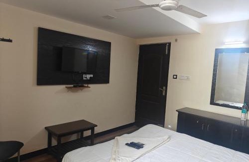 Ram Nagar Casa | Hotel AB Top