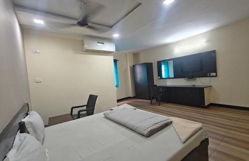 Ram Nagar Casa | Hotel AB Top