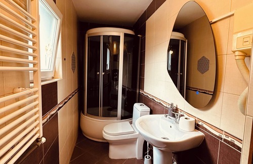 Pristina Hotel | Hotel Adria