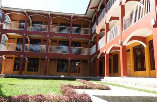 San Pedro La Laguna Hotel | Hotel Adulam