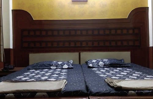 Agra Casa | Hotel Ajay International