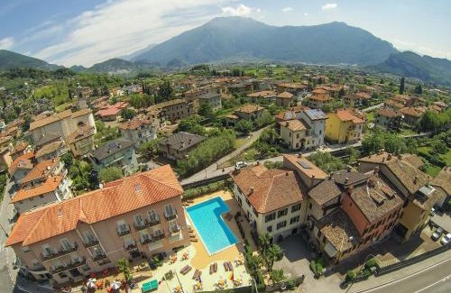 Riva del Garda Hotel | Hotel Alberello