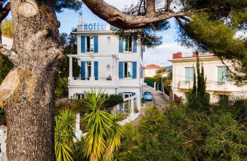 Riou - Petit Juas - Av de Grasse Hotel | Hotel Albert 1er