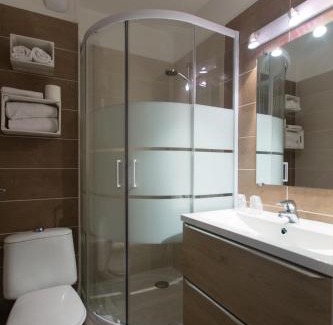 Valras-Plage Hotel | Hotel Albizzia