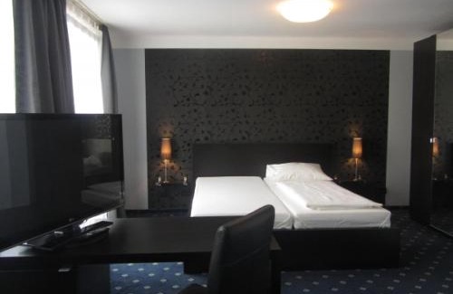 Langenfeld Cama Y Desayuno | Hotel am Berliner Platz