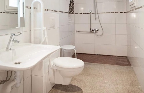 Enfants-Rouges Hotel | Hotel Americain