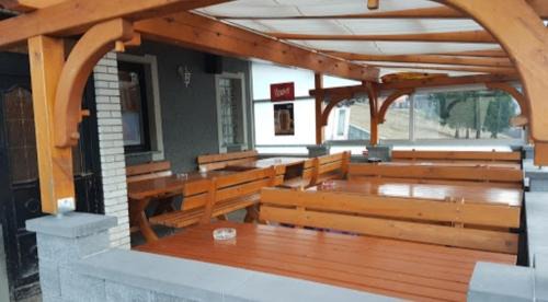 Hrib-Loski Potok Casa | Hotel and Restaurant Ana