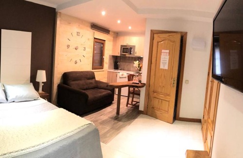 Villanova Hotel | Hotel Apartamentos Barrau