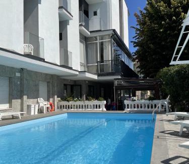 Rivabella Hotel | Hotel Apis