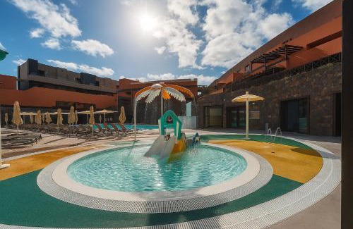 Caleta de Fuste Hotel | Hotel Arena Castillo - New Opening sum 25!