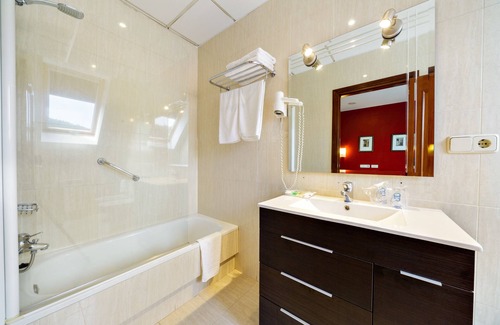 Arteixo Hotel | Hotel As Camelias