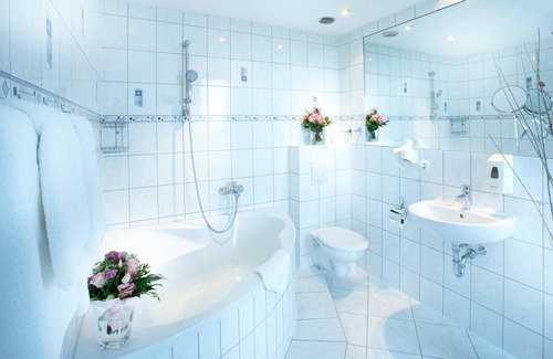 Vorstadt Hotel | Hotel Astor Kiel by Campanile
