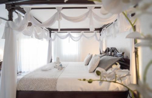 Salobrena Hotel | Hotel Avenida Tropical by Bossh! Hotels