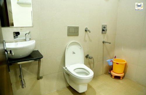 Mathura Hotel | HOTEL BABYLON REGENCY, Opp Krishna Janmasthan Temple