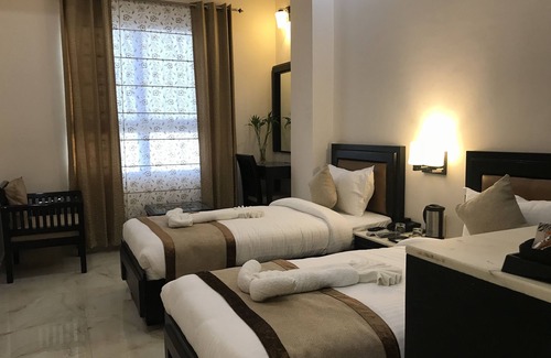 Bathinda Hotel | Hotel Bahia Heights