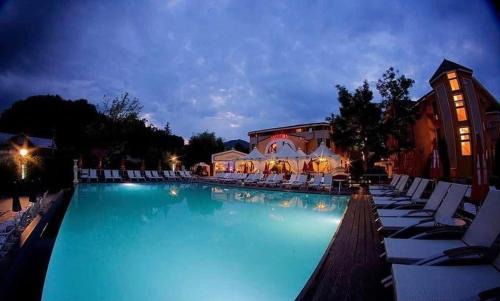 Slanic Complejo | Hotel Baia Rosie Resort
