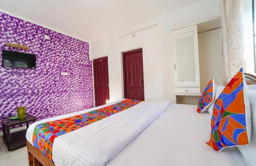 Kandal Hotel | Hotel Bala Garden - Nr Ooty Toy Train Tourist Park