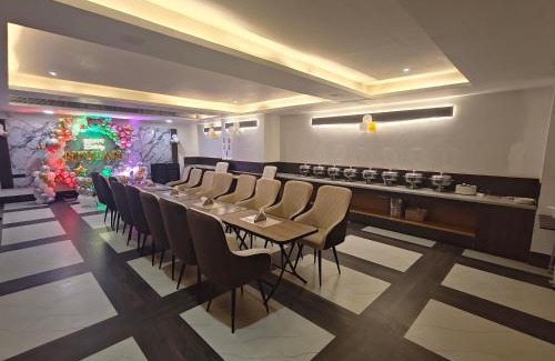 Mathura Hotel | Hotel Basant Sarovar