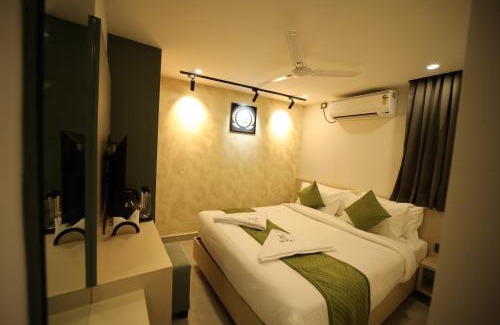 Agara Hotel | Hotel Bilton Wilson Garden Near Nimhans Hospital