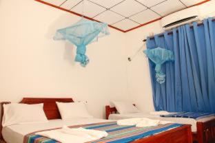 Yodakandiya Hotel | Hotel Birds View