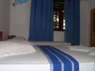 Yodakandiya Hotel | Hotel Birds View