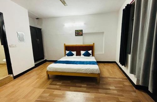 South West Cama Y Desayuno | Hotel Blest - Near Delhi Cant Railway Station