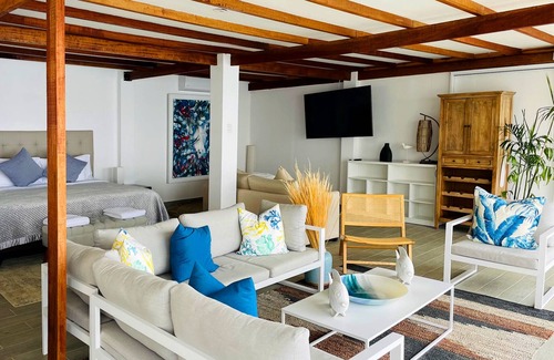 Puerto General San Martin Hotel | HOTEL BOUTIQUE ATENAS