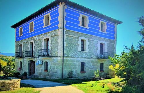 Las Ventas de Santa Lucia Hotel | Hotel Boutique Bodegas De Arnes - Adults Only