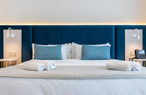 Historic Center of Estepona Hotel | Hotel Boutique La Brisa del Mar