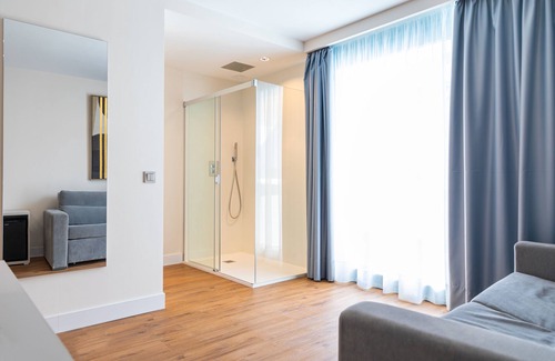 Historic Center of Estepona Hotel | Hotel Boutique La Brisa del Mar
