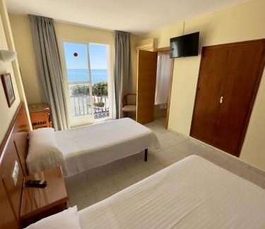 Carihuela Hotel | Hotel Cabello