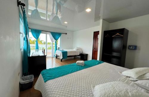 Puerto Villamil Hotel | Hotel Cally