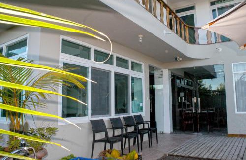 Puerto Villamil Hotel | Hotel Cally