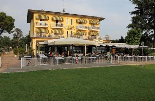 San Benedetto di Lugana Hotel | Hotel Campanello